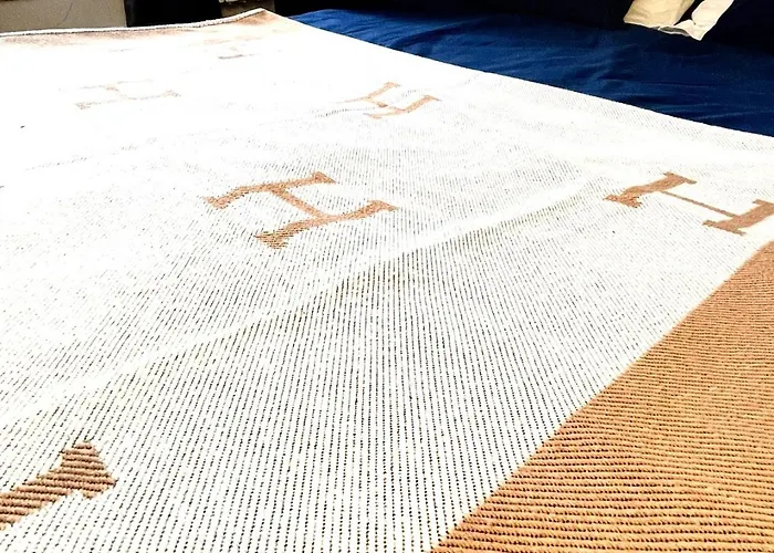 Quai De Seine Tour Eiffel Trocadéro