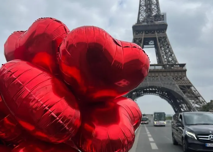 Quai De Seine Tour Eiffel Trocadero شقة *